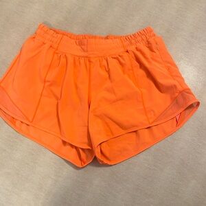 Lululemon hotty hot short